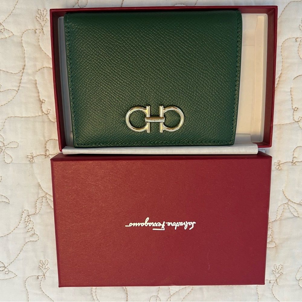 Salvatore Ferragamo Green Leather Wallet